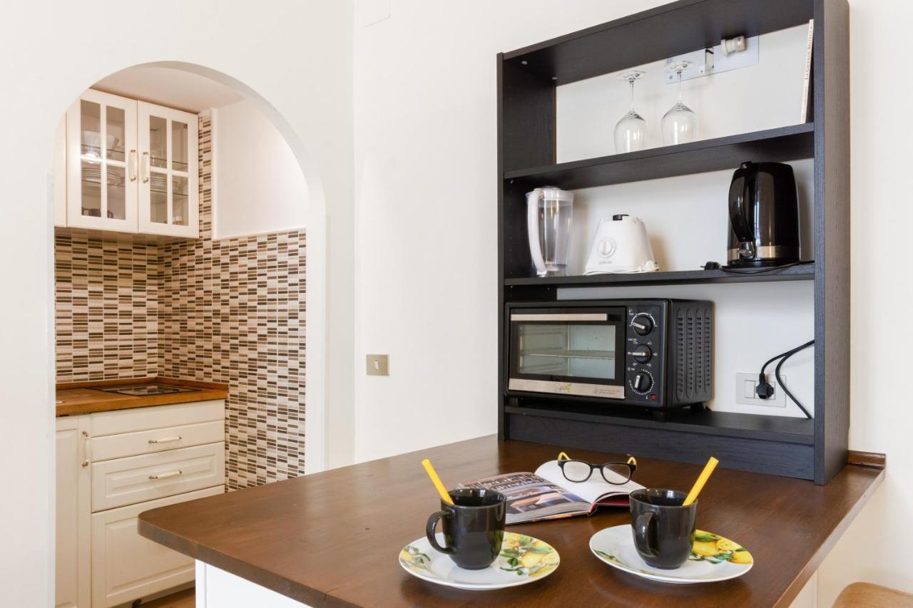 Pergola Modern And Cozy Studio Флоренция Экстерьер фото